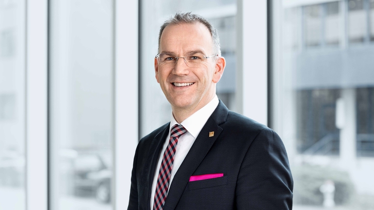 Peter Selders è il nuovo CEO del Gruppo Endress+Hauser dall'inizio del 2024.