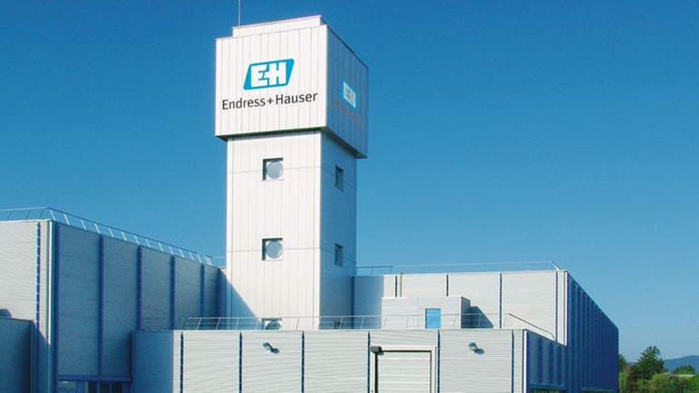 Endress+Hauser Flow France, Cernay, centro di produzione per la misura della portata, torrino piezometrico