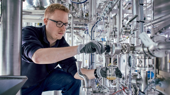 Campione di birra per il laboratorio