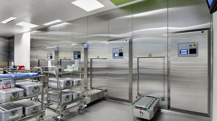 Autoclavi mediche per la sterilizzazione a elevate temperature attraverso vapore saturo