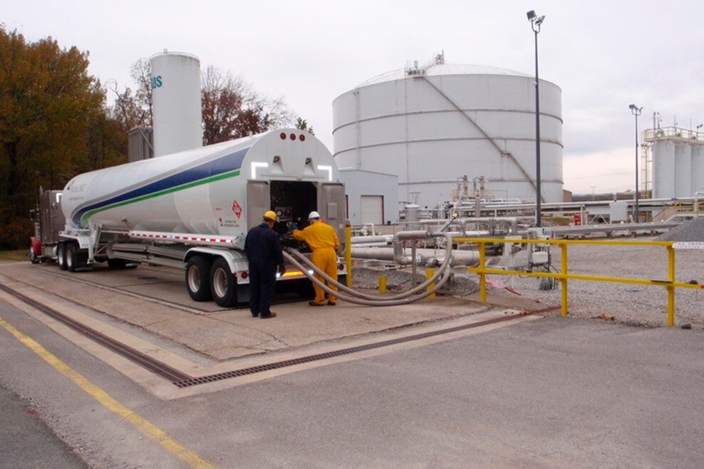 Carico delle autocisterne di LNG con la soluzione di Endress+Hauser