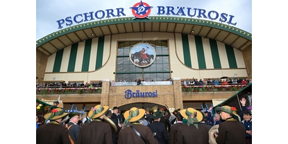 Padiglione del festival Pschorr Bräurosl all'Oktoberfest di Monaco