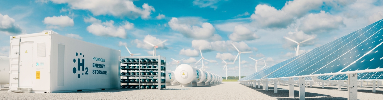 Moderno sistema di accumulo di energia da idrogeno con centrale fotovoltaica e parco di turbine eoliche